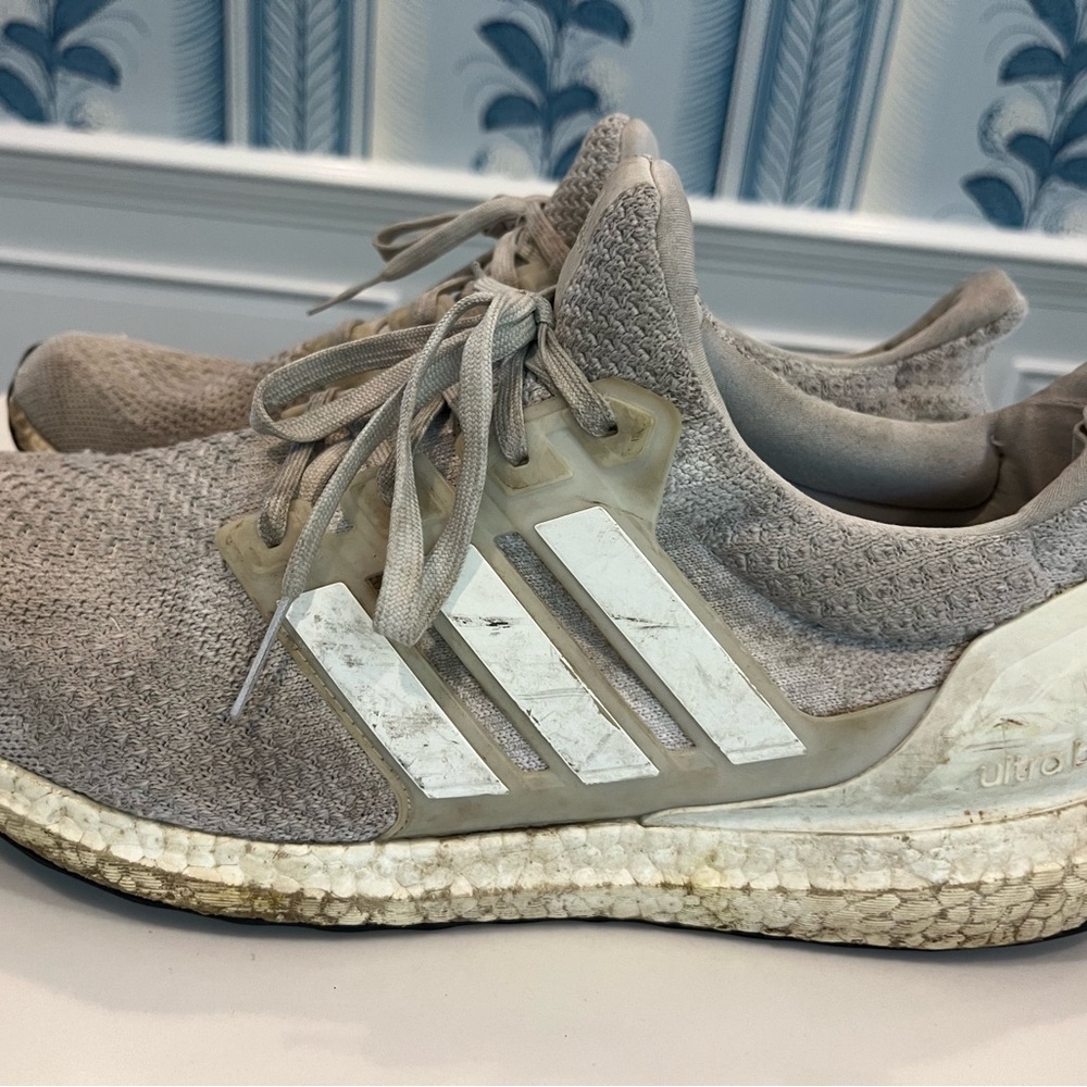 Adidas Ultra Boost white Sneakers